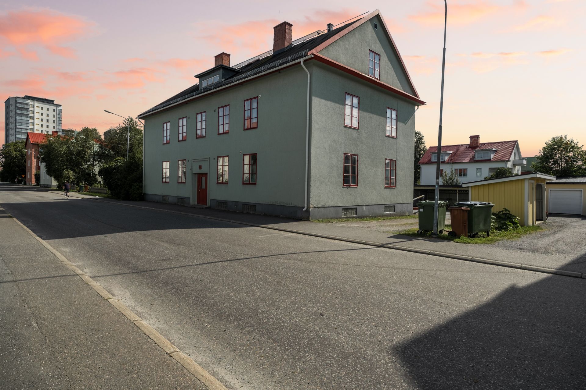 Södra Järnvägsgatan 18